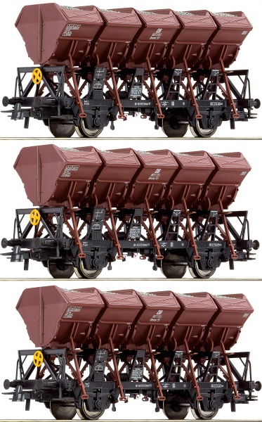 Set of 3 tipping cars<br /><a href='images/pictures/Roco/232716.jpg' target='_blank'>Full size image</a>